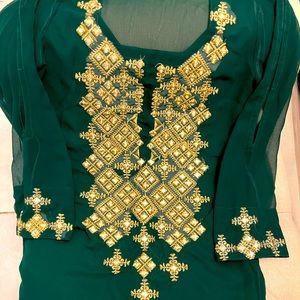 Indian/pakistani designer Single kurti